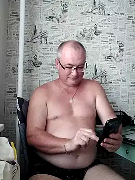 Онлайн чат XXX Nika_Malay