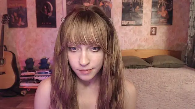 Chat +18 de Friendly_Ellie ao vivo