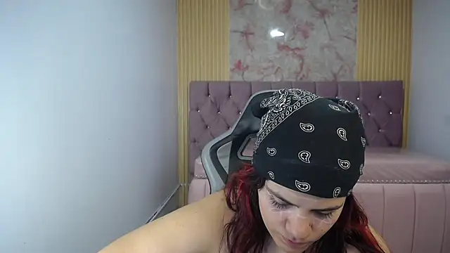 צ'אט XXX בשידור חי של Scarlett_jhonson_ch