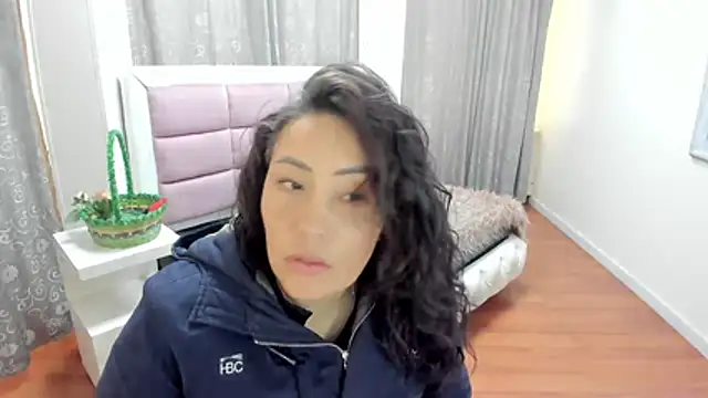 gaby_trent live XXX chat