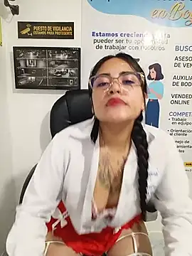 MAYE__13n Live XXX chat