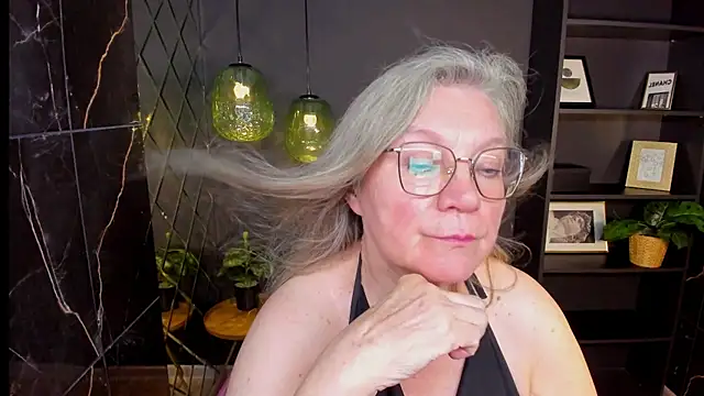 NataliMellow XXX чат на живо