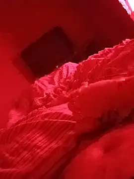 cosmefulanito223 Show in webcam
