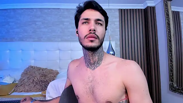 JacksonGreenn's Live XXX Chat