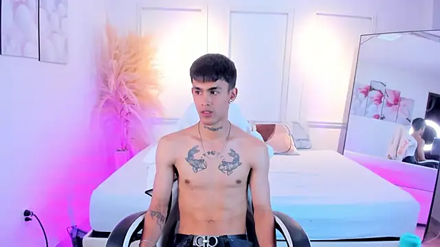 Duncan_ebony élő XXX-chatje