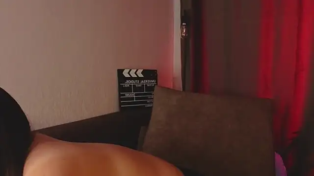 calithra Live XXX-chat
