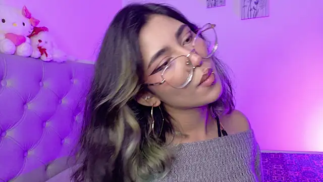 Chat +18 de Alejaa_storm ao vivo