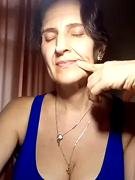 XXX chat uživo modela Alene_Lorrie