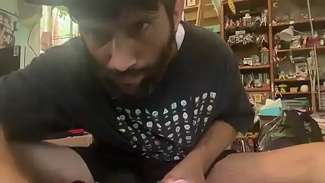 TrndSettrn Live XXX chat