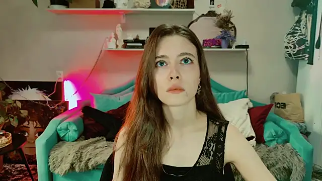 Yoka_paradoXXX Adlı Modelin Canlı XXX Sohbeti