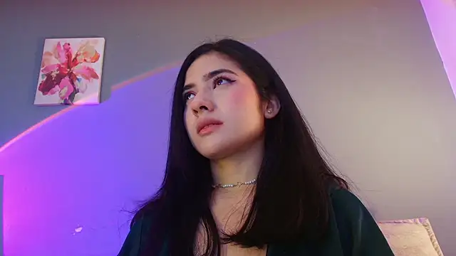 XXX chat uživo modela adara_johnson__