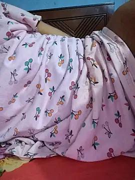 צ'אט XXX בשידור חי של 124pakhi