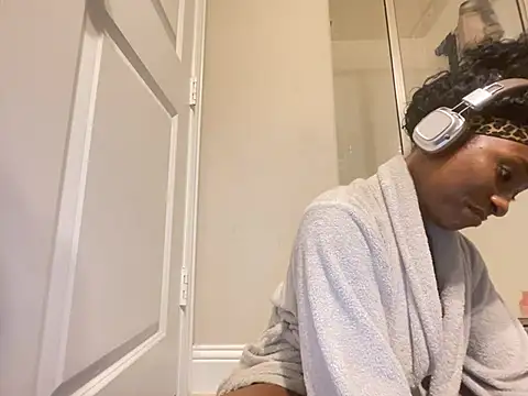 wynterheat's Webcam Show