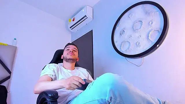 Chat +18 de mike_257 ao vivo