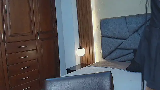 Chat +18 de AriaJoy_ ao vivo