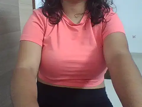 הופעת וובקאם של Sexy_Simran69