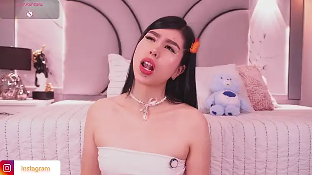 Helena_Whaite Adlı Modelin Canlı XXX Sohbeti