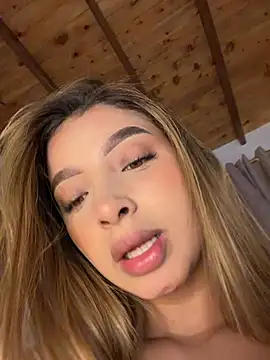 แชท XXX สดของ Sofiaacam