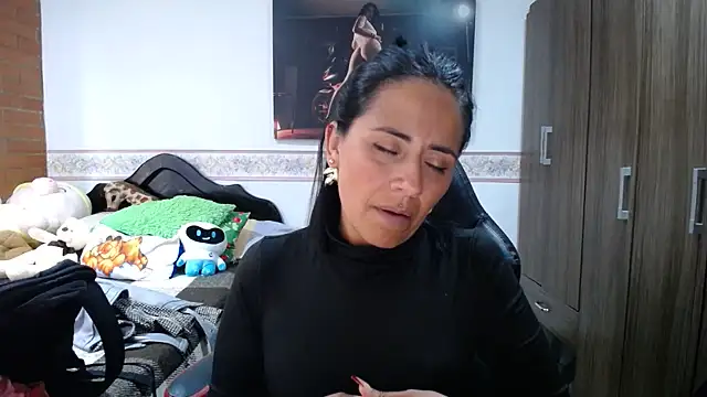 sharoon_cheerry live XXX chat