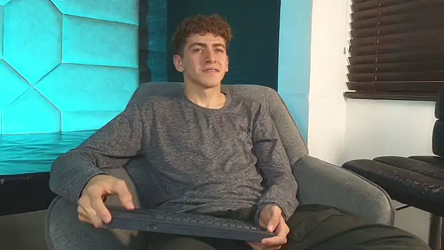 Tyler_Mcrey Chat XXX live