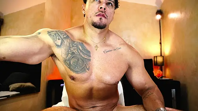 MassimoWalton2's Live XXX Chat
