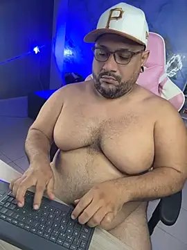 צ'אט XXX בשידור חי של jacoob_woods