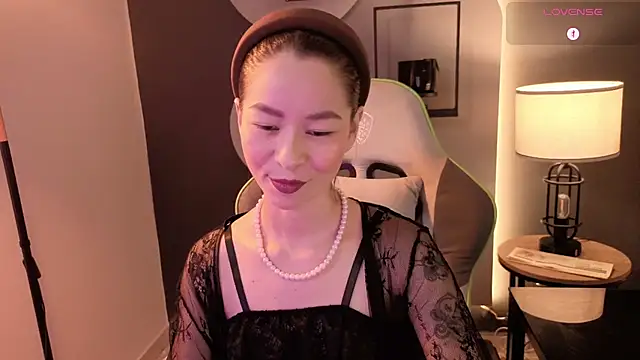 rosse_98_'s Live XXX Chat