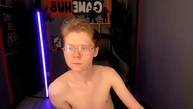 DanielSanders élő XXX-chatje