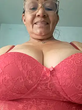 Vickyfox_のライブXXXチャット