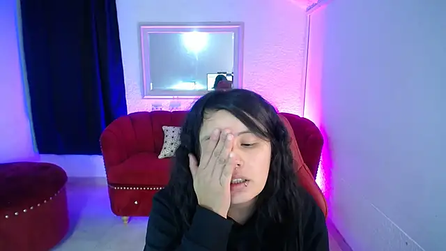 nathaly_low1's Live XXX Chat