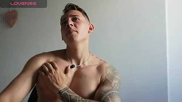 Muscle_King_Cum 现场XXX聊天