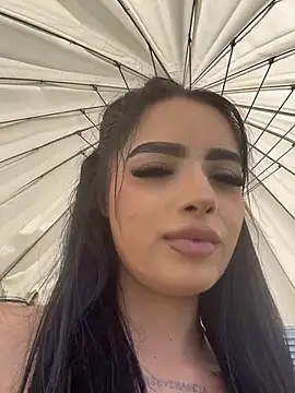 BustyAngelXXX élő XXX-chatje