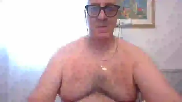 ANONIMO7735 webkamerás műsora