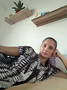 jennifer11772 – Live XXX-chat