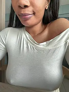 ___Nessa – Live XXX-chat