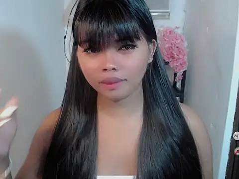 Chat XXX en directo de Yourasian_ken