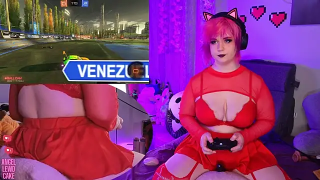 Chat XXX Live Angel-Lewd-Cake