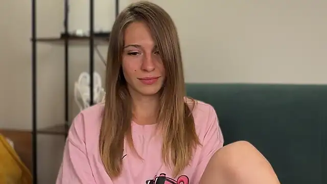 LovelyKatea: απευθείας συνομιλία ΧΧΧ