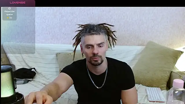 Aestheticguy101 live XXX chat