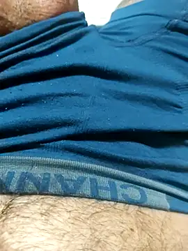 JoaoBig22: διαδικτυακό σόου στην κάμερα