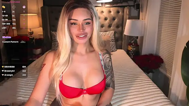 ParisianDoll's Live XXX Chat