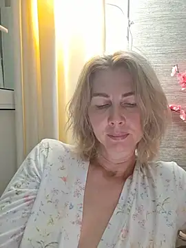 Chat +18 de stellahere8 ao vivo
