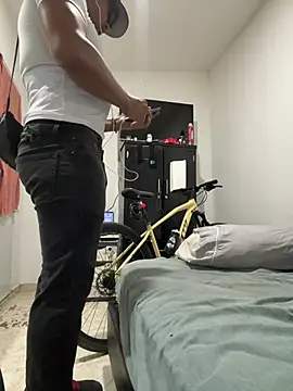 bigdick211292 webkamerás műsora