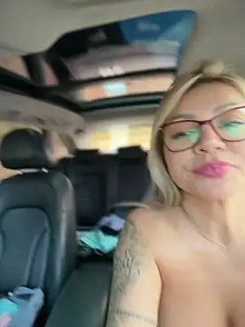 Chat XXX en directo de DIANITA_1988