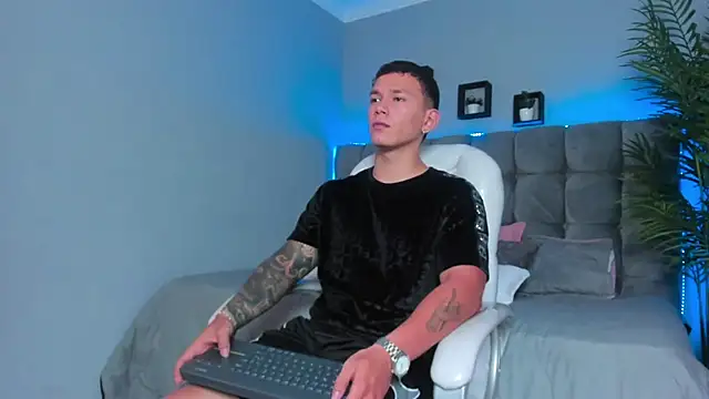 Thomas_moon 라이브 XXX 채팅