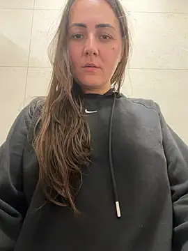 BrunetteNymph Chat XXX live