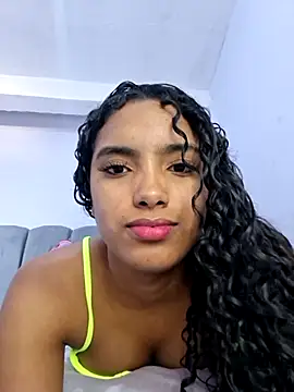 Cataleya_ja Adlı Modelin Canlı XXX Sohbeti