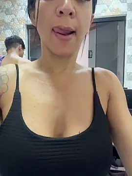 Chat +18 de BiaDomeBiaDominatrix ao vivo