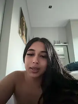 LilMisIndianx Chat XXX in diretta