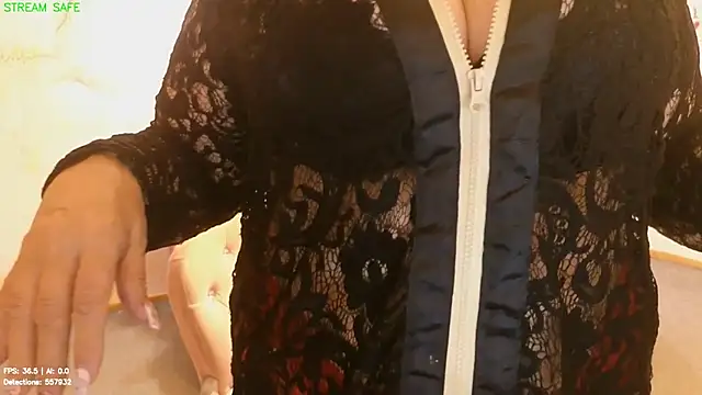 Penelope_Pinky's Live XXX Chat